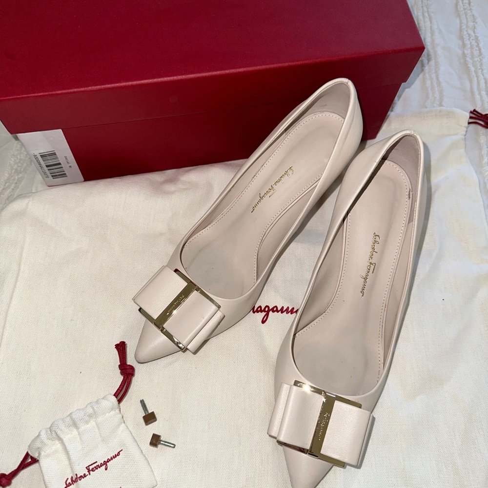 Salvatore Ferragamo Women's Ivory Heels with Bow Accent